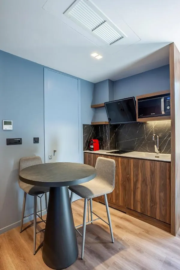 Katouni25 Luxury Suites Thessaloniki 0*,